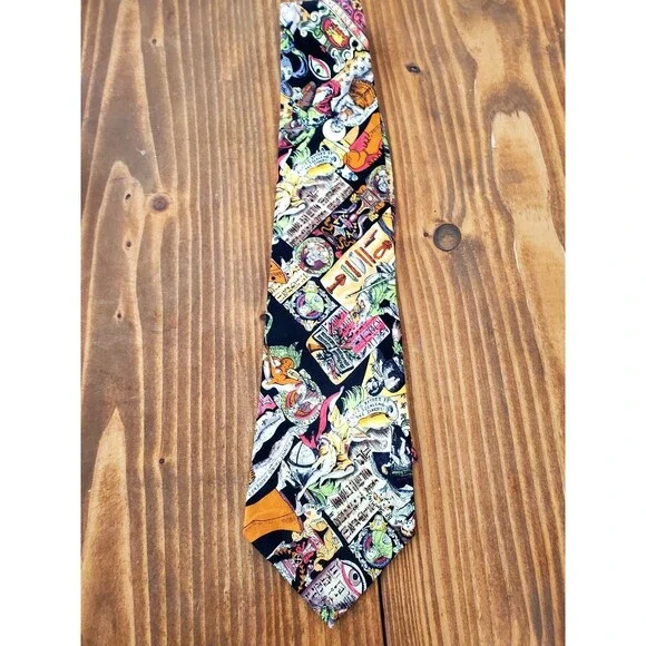 Nicole Miller Silk Vintage Tie - Picture 1 of 5